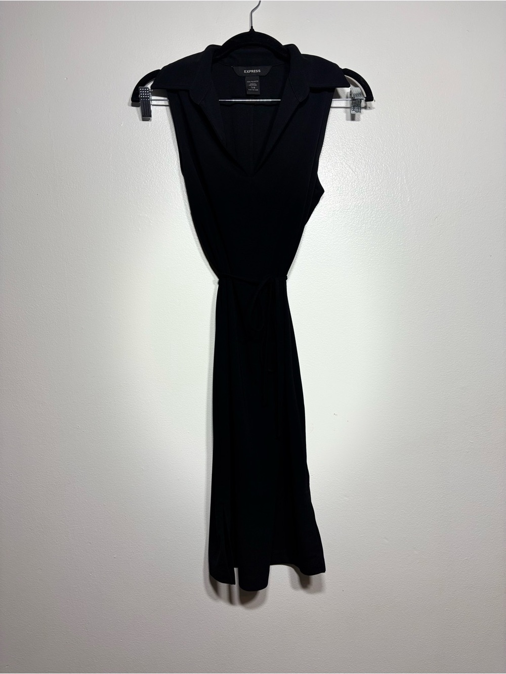 Simple Chic Express Dress - Picture 1 of 8